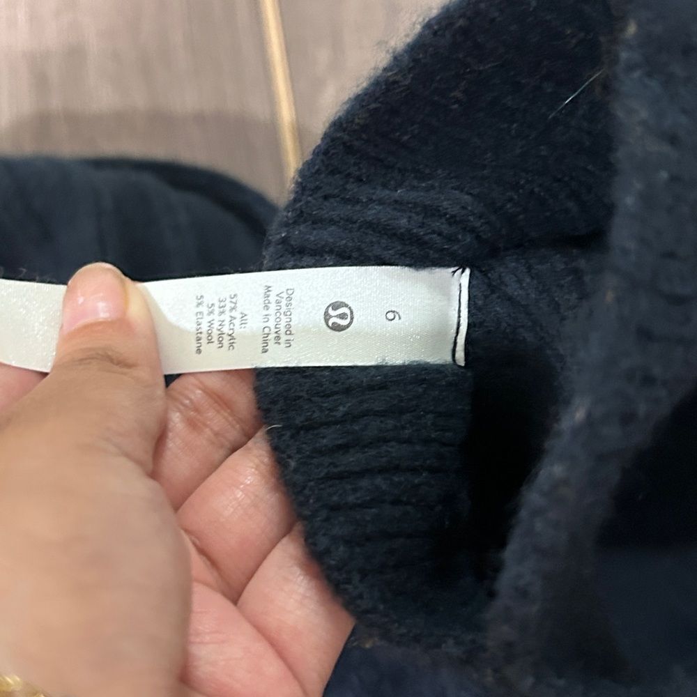 Lululemon Wool Sweater - Picture 2 of 3